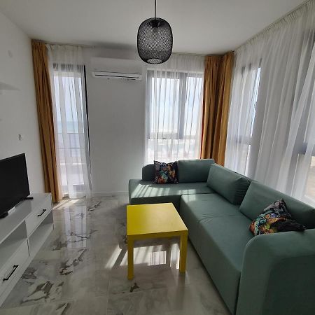 Gold Beach Apart Obzor Exterior foto